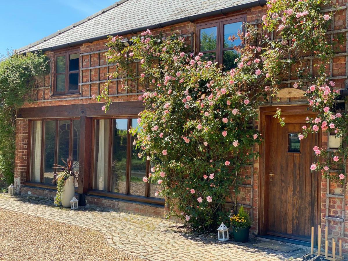 Old Hall Country Breaks Tilney All Saints Exterior foto